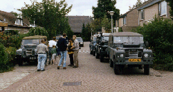 Verzamelen bij Huub voor de deur en in kolonne verder.